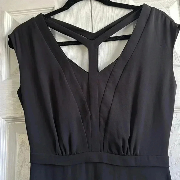 BCBG Max Azria Katryn Dress Black Size 0 - Picture 4 of 9